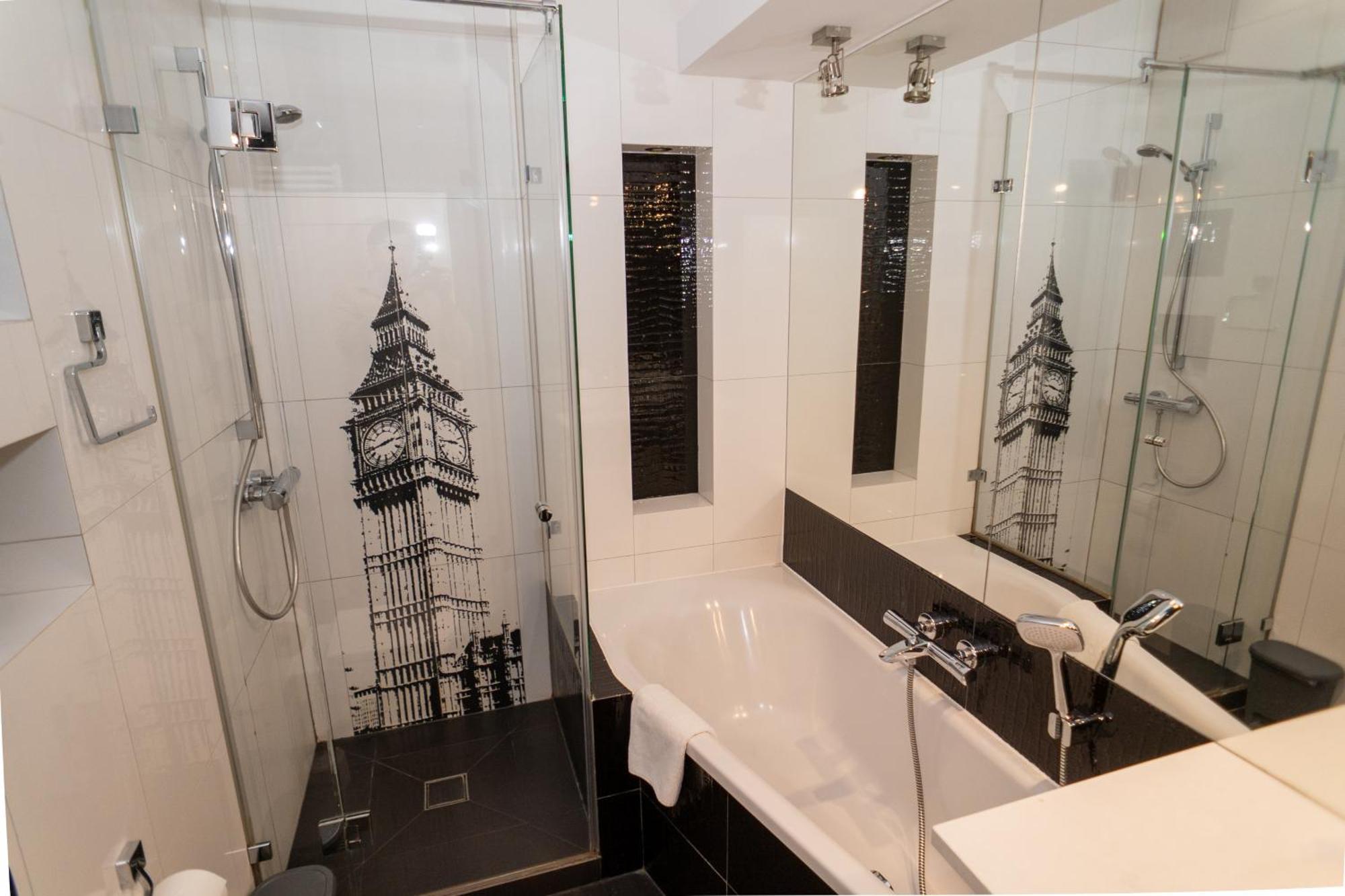 Triton Apartments Варшава Екстер'єр фото